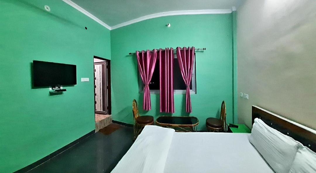 Nandini Homestay Dehradun Extérieur photo