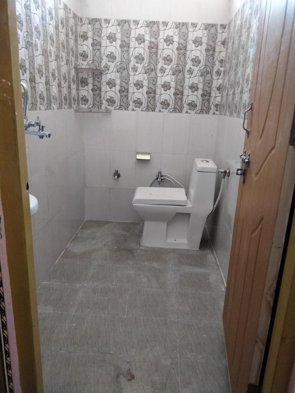 Nandini Homestay Dehradun Extérieur photo